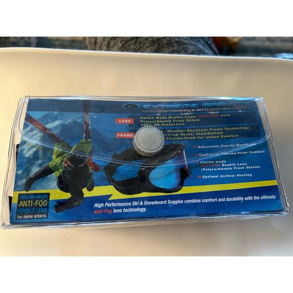 NWT Extreme Gravity High Performance Anti-Fog Ski Goggle Size Small - Picture 2 of 6